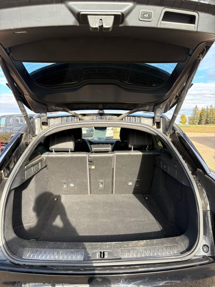 2020 Land Rover Range Rover Velar P340 R-Dynamic S - Photo #6