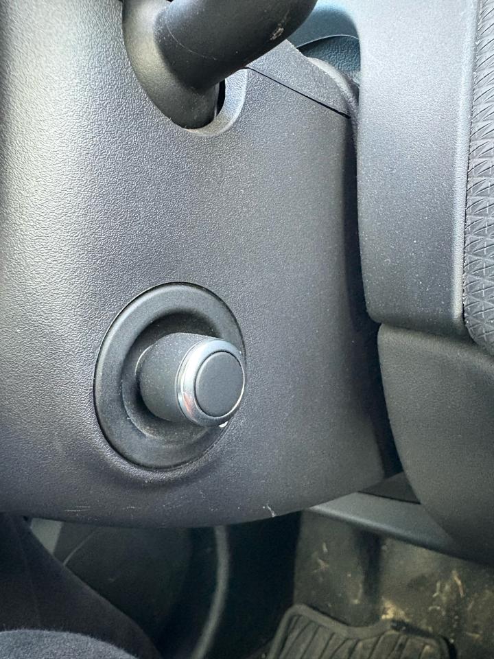 2020 Land Rover Range Rover Velar P340 R-Dynamic S - Photo #5