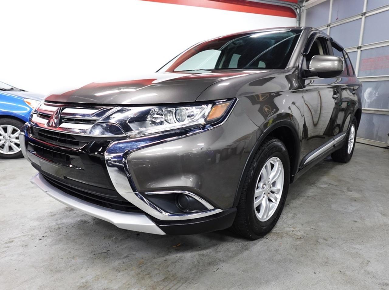 2017 Mitsubishi Outlander ES AWD, NO ACCIDENT, WELL MAINTAINED, BACK-CAM - Photo #3