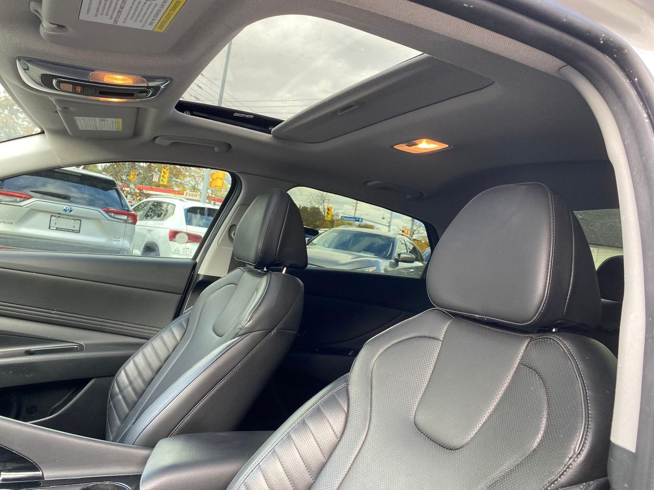 2024 Hyundai Elantra Luxury - Photo #12