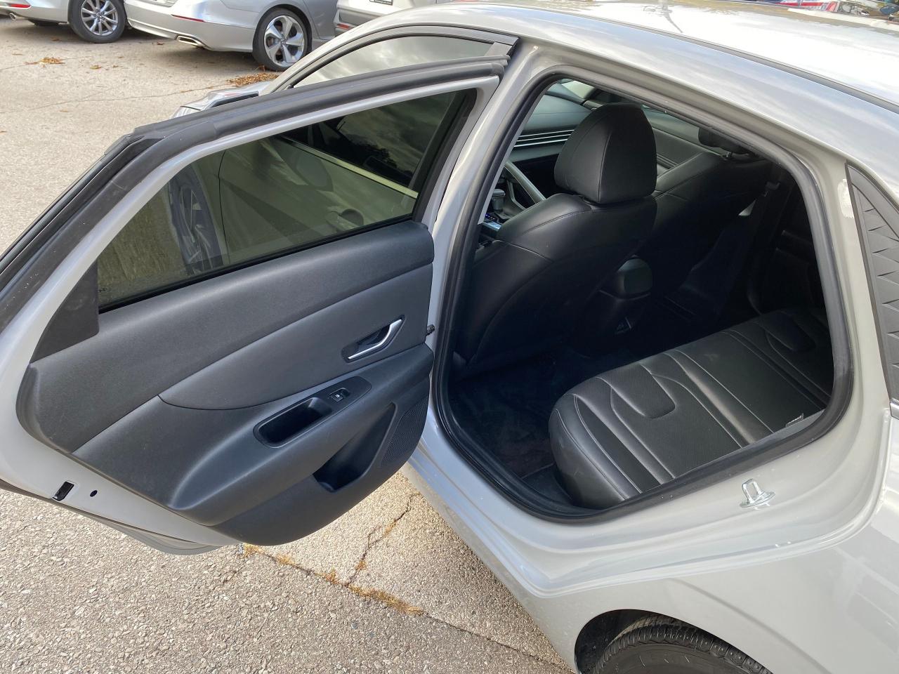 2024 Hyundai Elantra Luxury - Photo #15