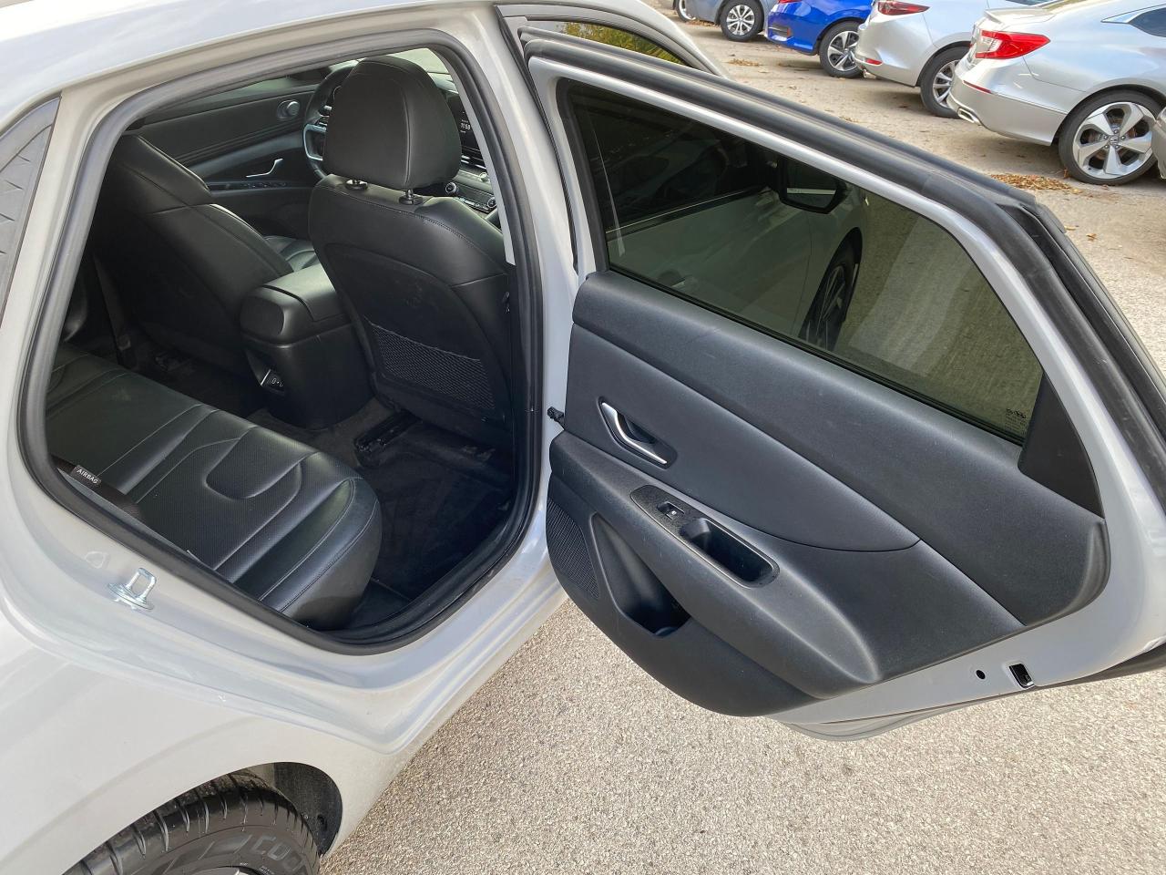 2024 Hyundai Elantra Luxury - Photo #19