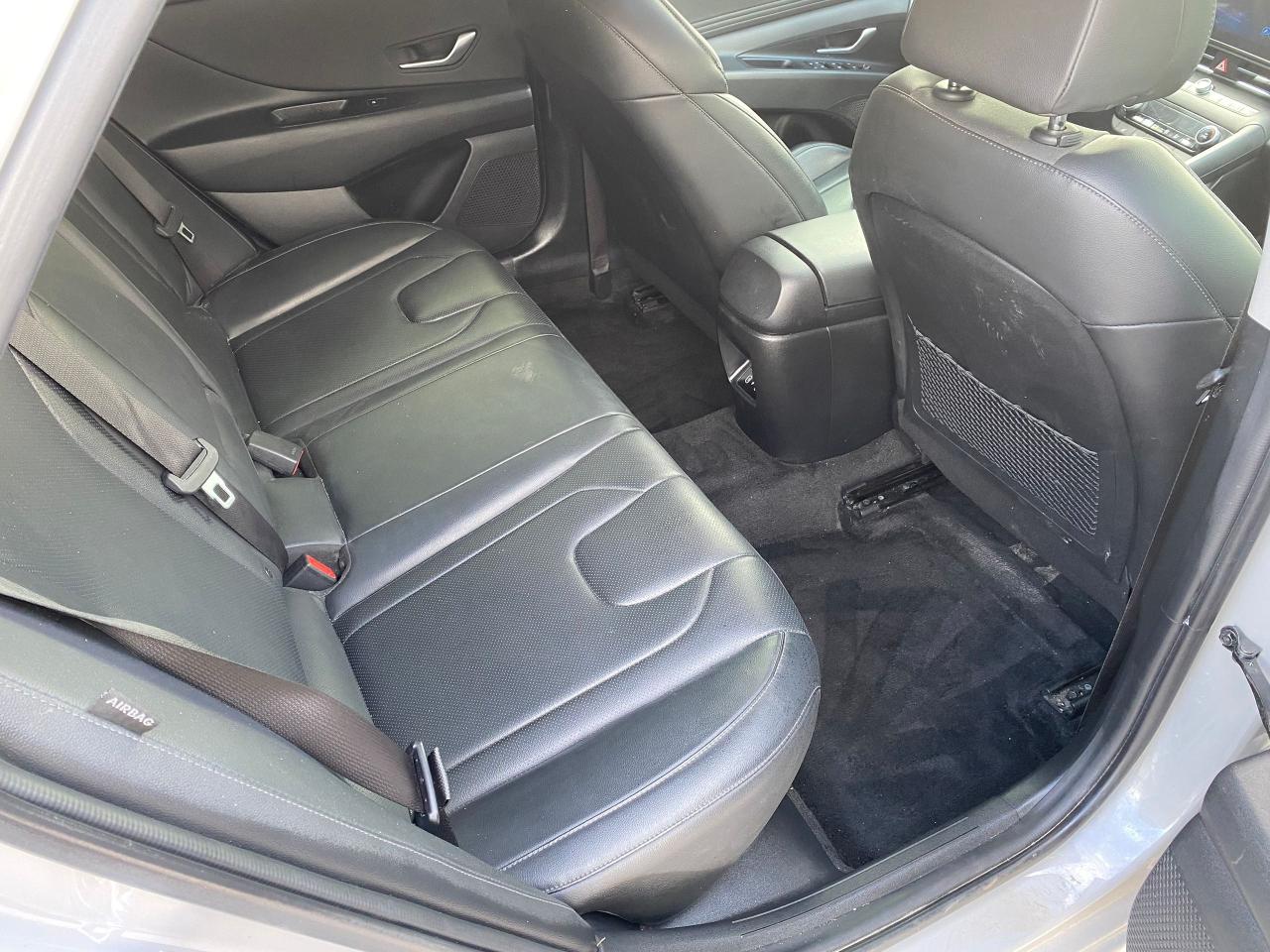 2024 Hyundai Elantra Luxury - Photo #20