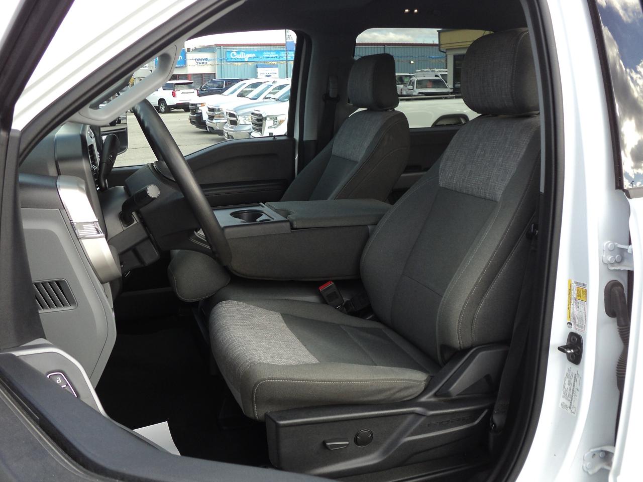 2024 Ford SUPER DUTY F-250 SRW XLT CrewCab 4WD 7.3L8cylGas  6.75' Box - Photo #15