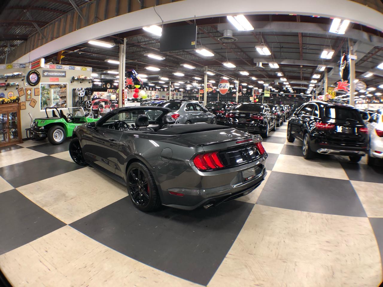 2019 Ford Mustang CABRIOLET EcoBoost PREMIUM LEATHER  REAR CAMERA Photo4