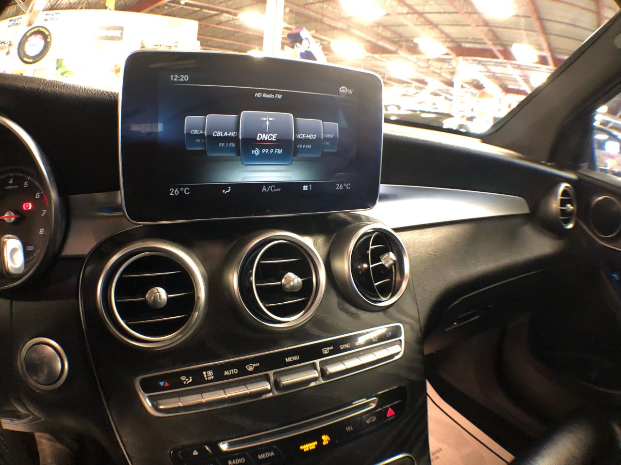 2019 Mercedes-Benz GLC-Class 300 4MATIC LEATHER PAN/ROOF NAVI B/SPOT CAMERA Photo