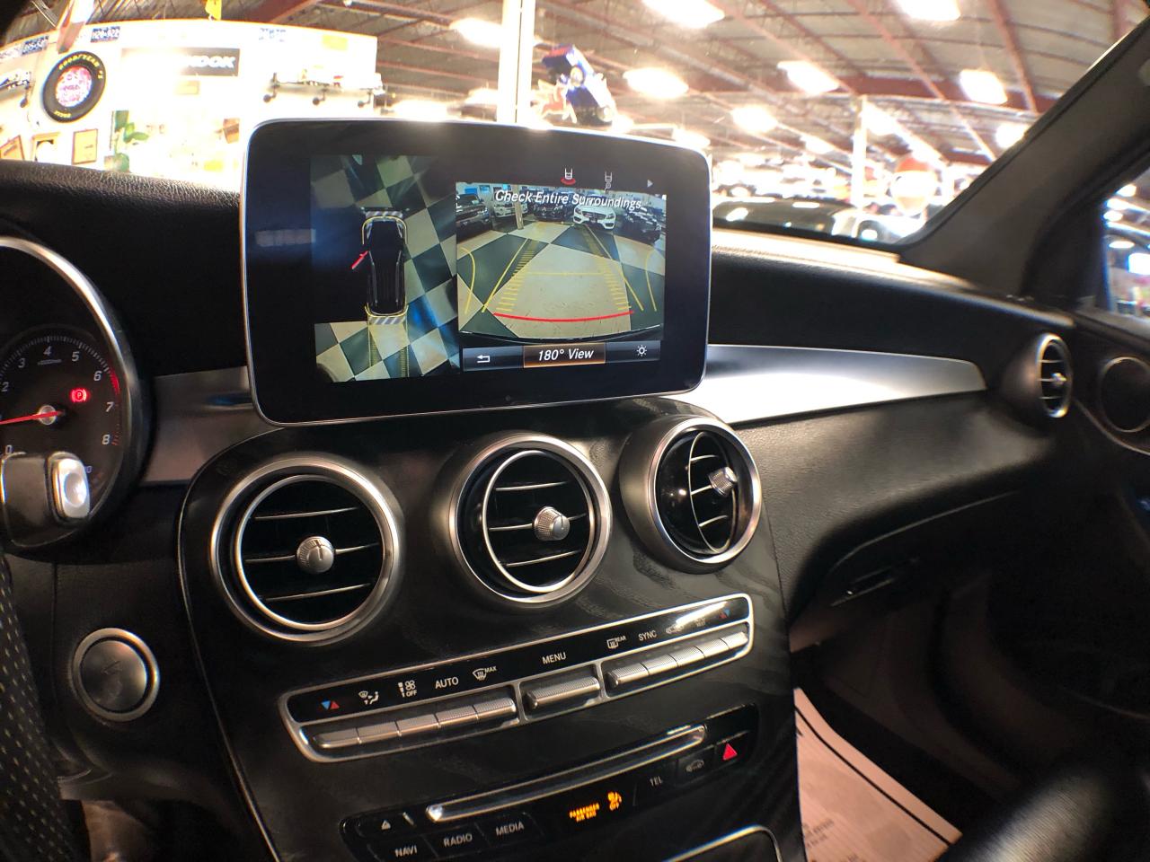 2019 Mercedes-Benz GLC-Class 300 4MATIC LEATHER PAN/ROOF NAVI B/SPOT CAMERA Photo