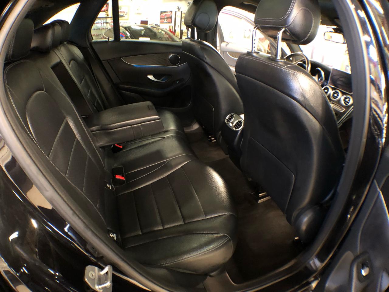 2019 Mercedes-Benz GLC-Class 300 4MATIC LEATHER PAN/ROOF NAVI B/SPOT CAMERA Photo