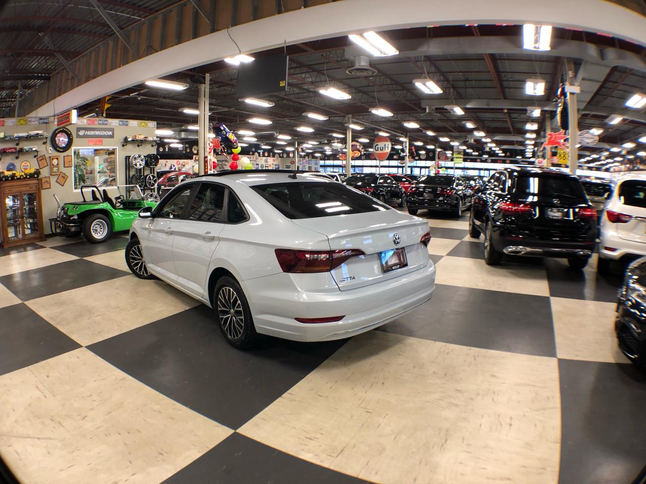 2019 Volkswagen Jetta HIGHLINE LEATHER PAN/ROOF NAVI A/CARPLAY B/SPOT Photo