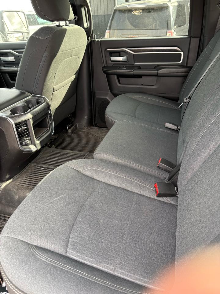 2024 RAM 2500 Big Horn 4x4 Crew Cab 6'4" Box - Photo #15