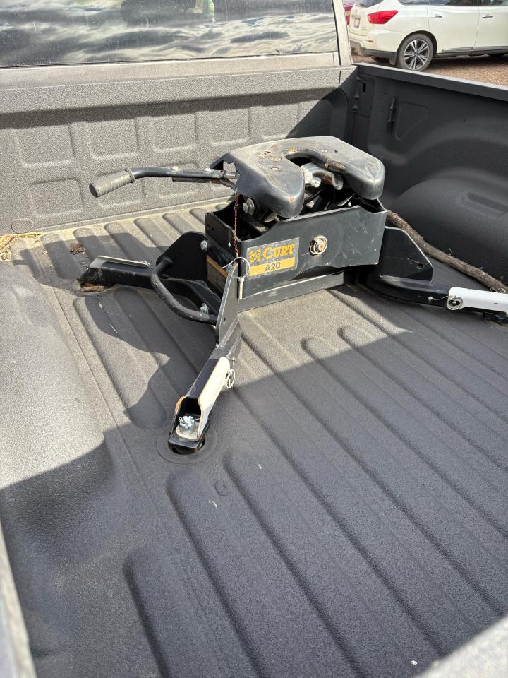 2024 RAM 2500 Big Horn 4x4 Crew Cab 6'4" Box - Photo #16