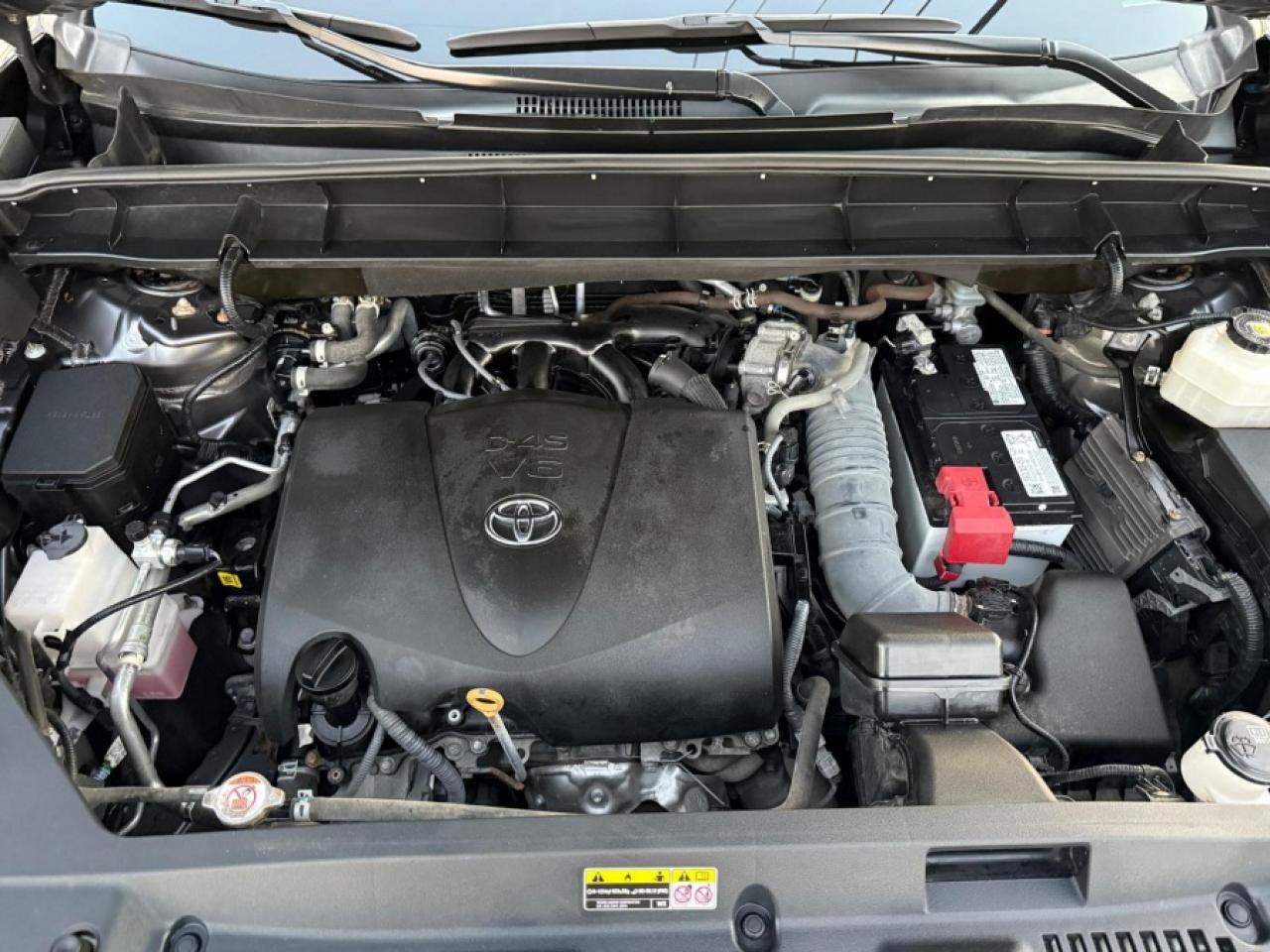 2022 Toyota Highlander XLE/ V6 AWD/ LEATHER/ 7PASSENGER/ SUNROOF - Photo #19