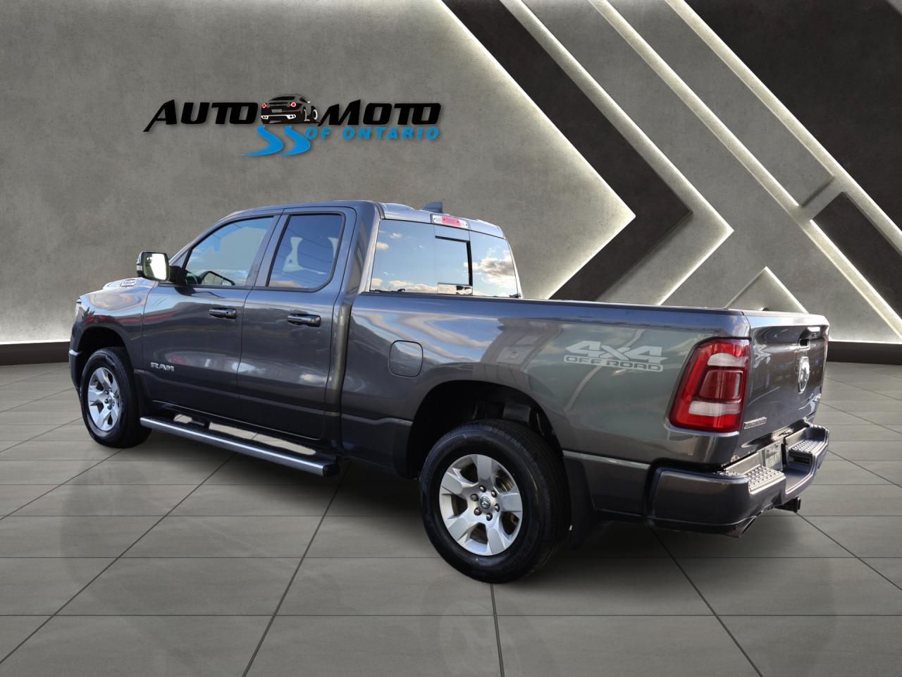 2020 RAM 1500 BIG HORN-OFF ROAD PKG HEMI 4WD CERTIFIED *ACCIDENT FREE* CAMERA BLUETOOTH HEATED SEATS/STEERING P.SENSORS CRUISE ALLOYS - Photo #4