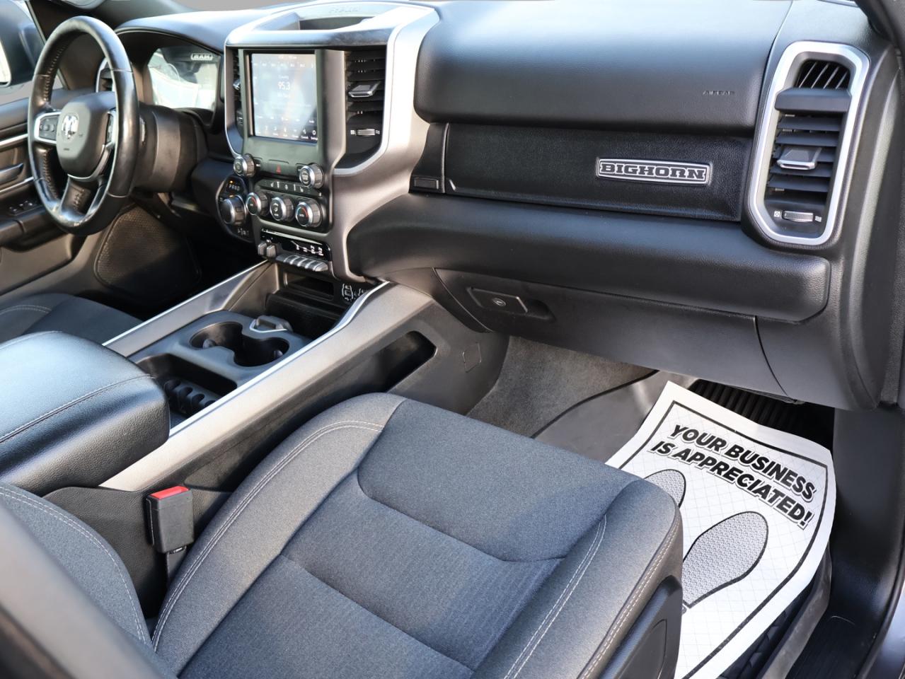 2020 RAM 1500 BIG HORN-OFF ROAD PKG HEMI 4WD CERTIFIED *ACCIDENT FREE* CAMERA BLUETOOTH HEATED SEATS/STEERING P.SENSORS CRUISE ALLOYS - Photo #11