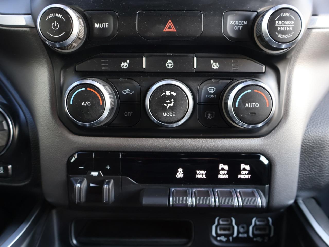 2020 RAM 1500 BIG HORN-OFF ROAD PKG HEMI 4WD CERTIFIED *ACCIDENT FREE* CAMERA BLUETOOTH HEATED SEATS/STEERING P.SENSORS CRUISE ALLOYS - Photo #23