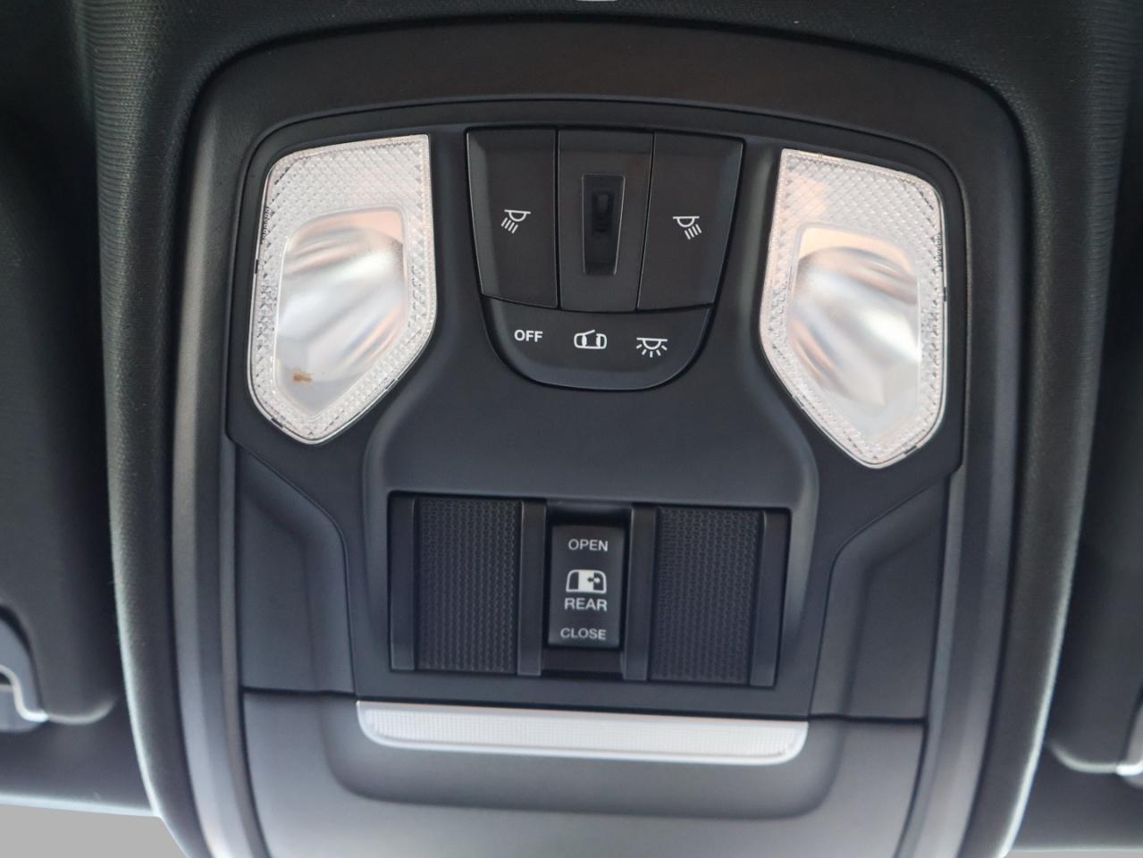 2020 RAM 1500 BIG HORN-OFF ROAD PKG HEMI 4WD CERTIFIED *ACCIDENT FREE* CAMERA BLUETOOTH HEATED SEATS/STEERING P.SENSORS CRUISE ALLOYS - Photo #31