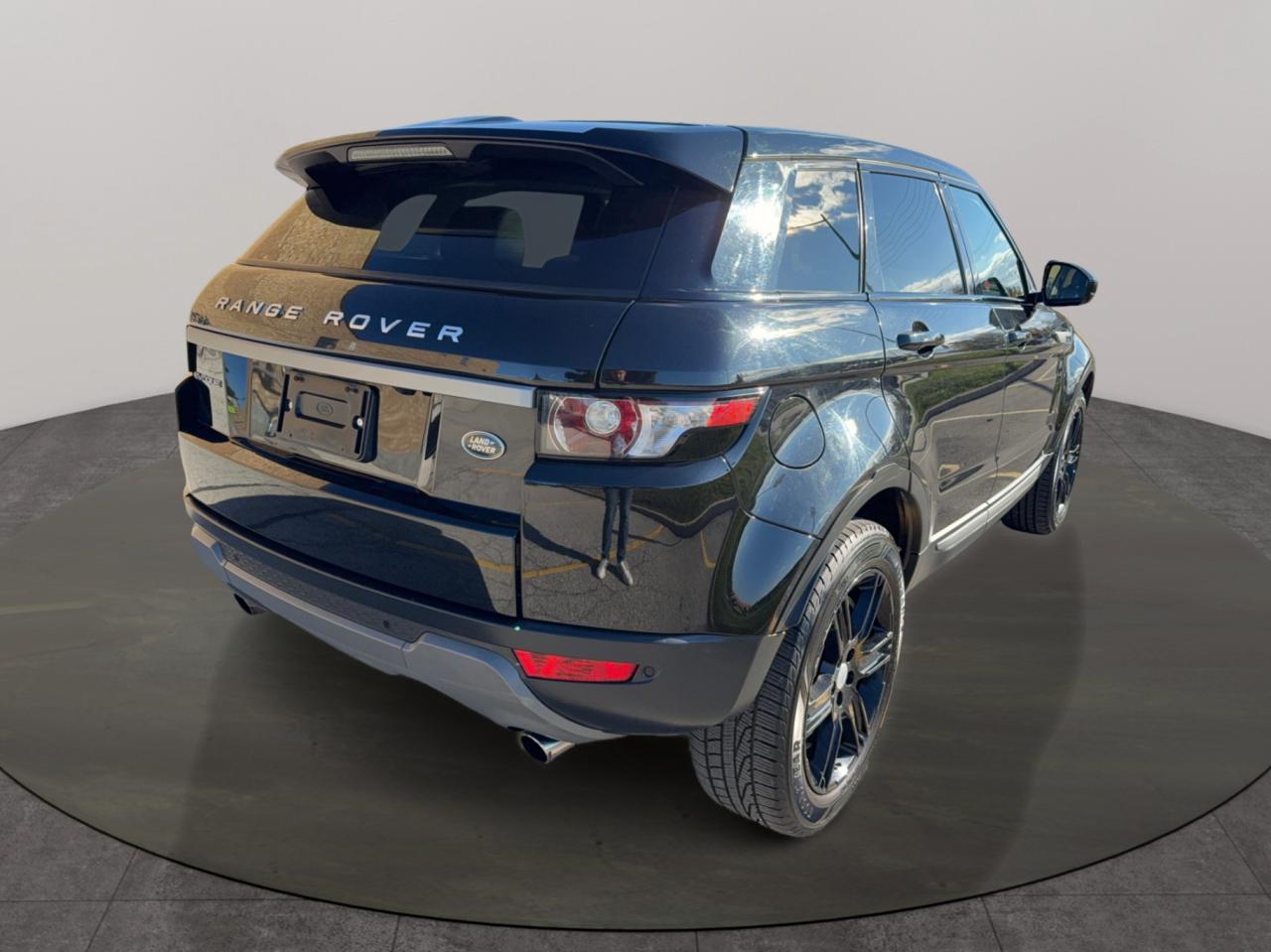 2015 Land Rover Evoque Pure Plus Photo