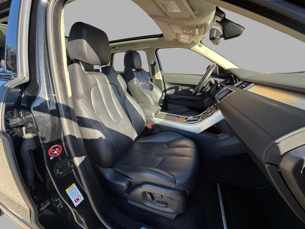 2015 Land Rover Evoque Pure Plus Photo