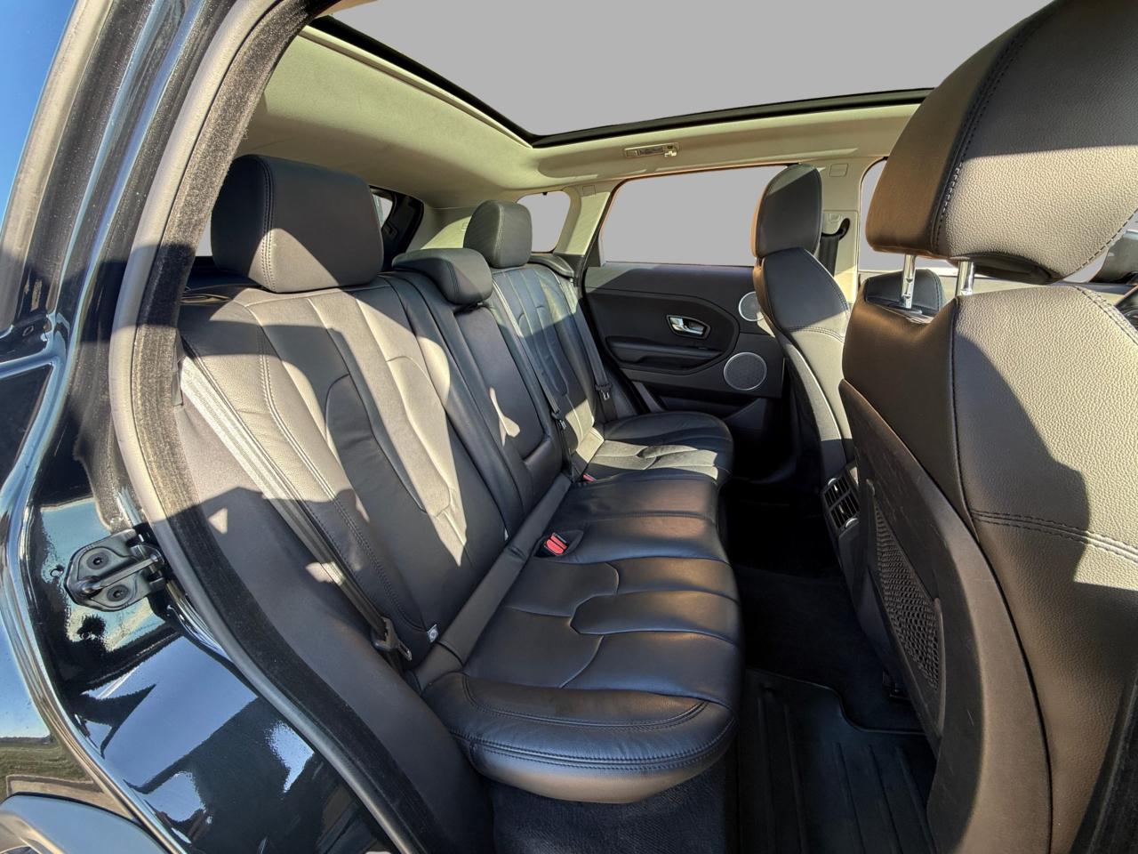 2015 Land Rover Evoque Pure Plus Photo