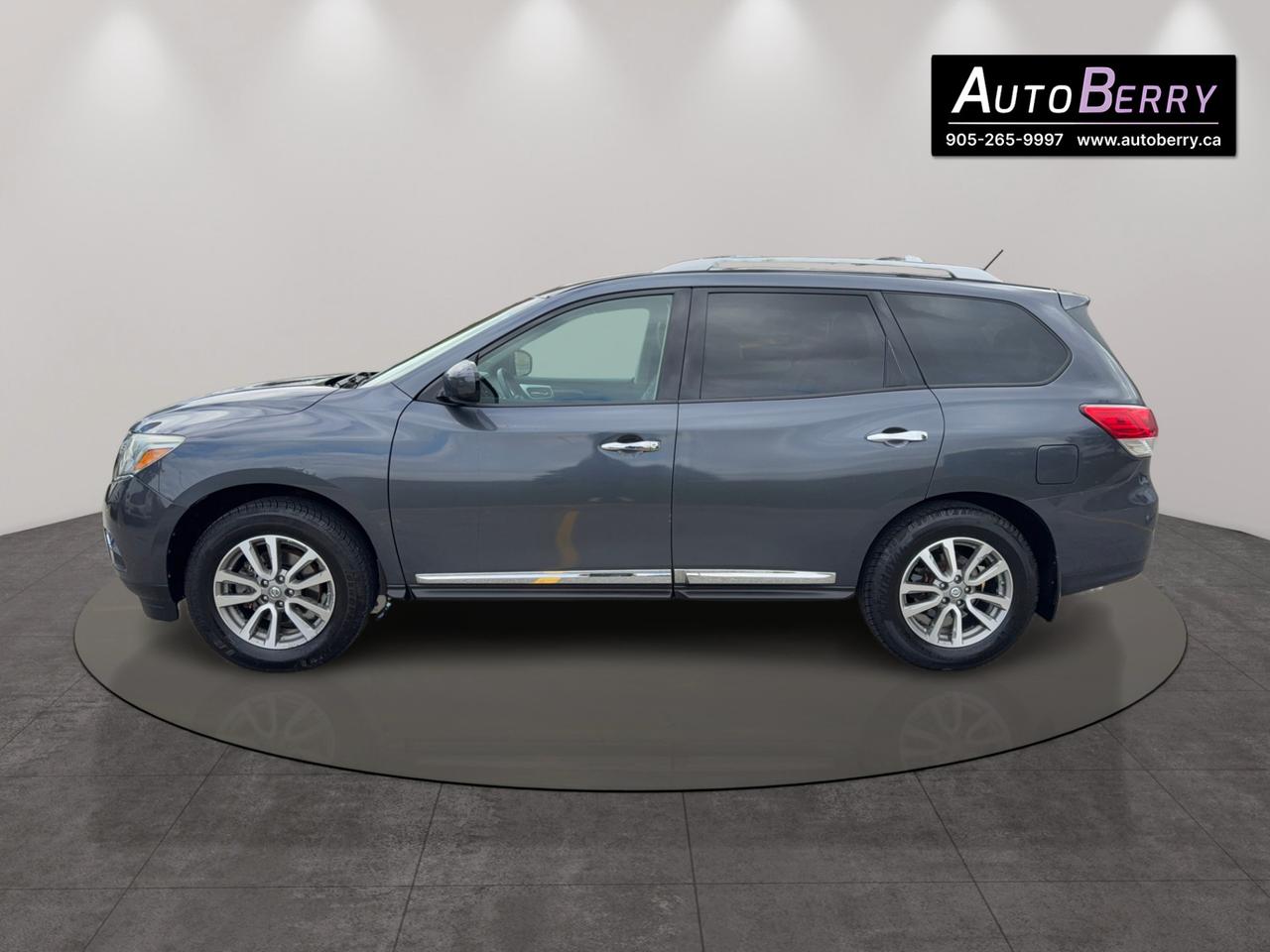2014 Nissan Pathfinder 4WD 4DR SL Photo
