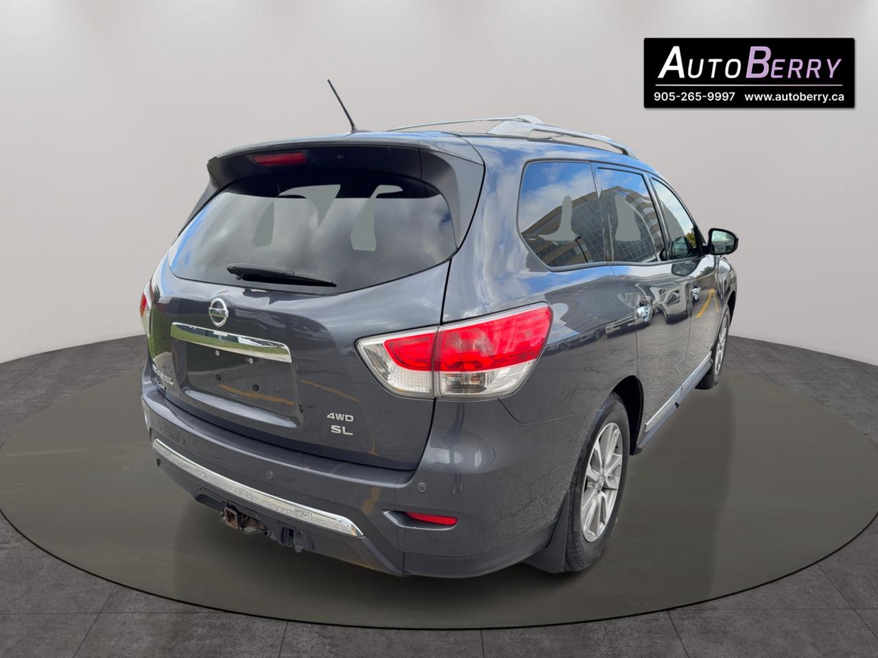 2014 Nissan Pathfinder 4WD 4DR SL Photo