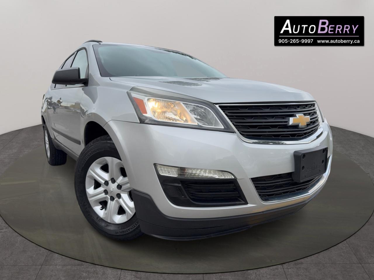 Used 2014 Chevrolet Traverse LS for sale in Woodbridge, ON