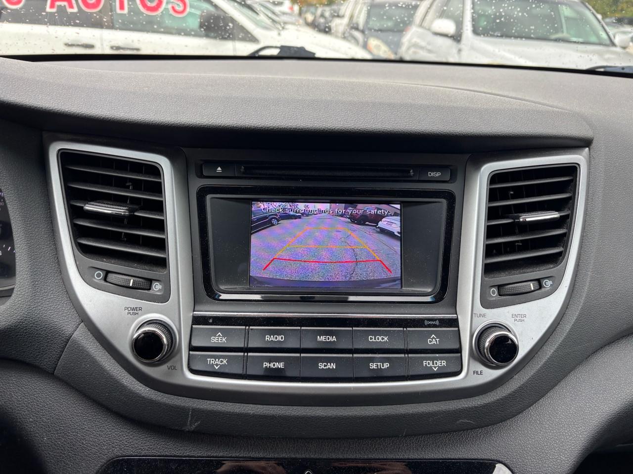 2017 Hyundai Tucson AWD 4DR 1.6L SE Photo