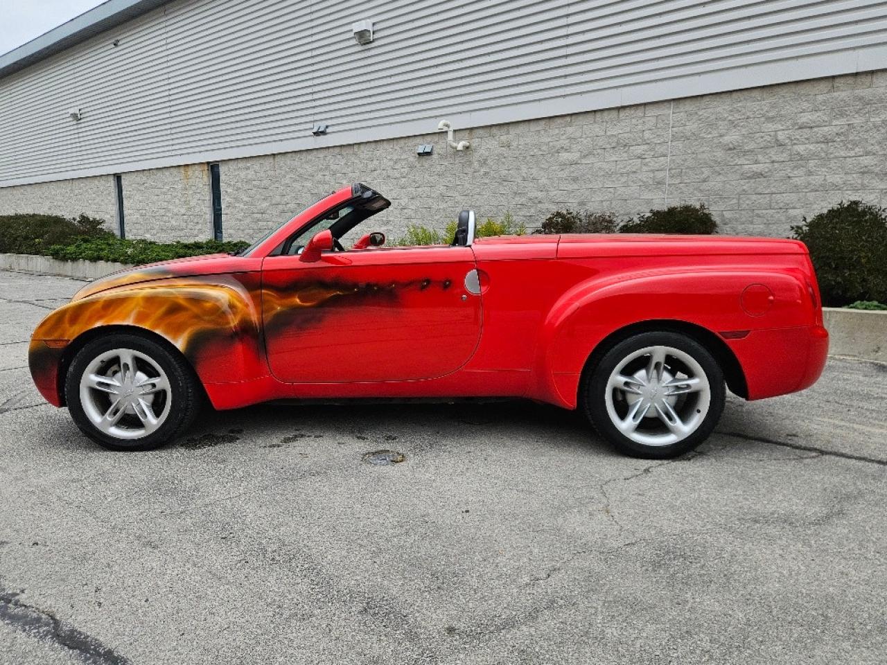 2004 Chevrolet SSR CONVERTIBLE-CUSTOM HOT ROD PAINT JOB Photo2