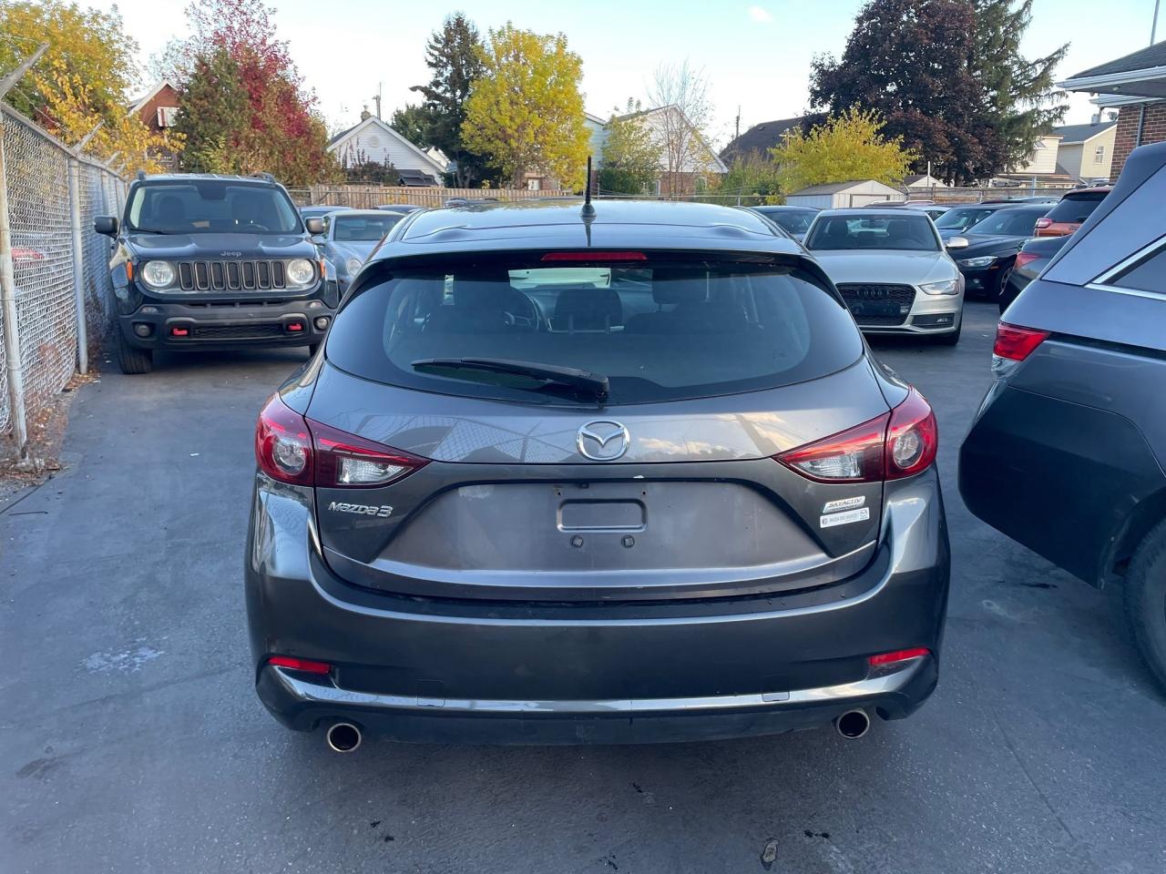 2018 Mazda MAZDA3 GS *HEATED STEERING & SEATS, SAFETY FEATURES* - Photo #5