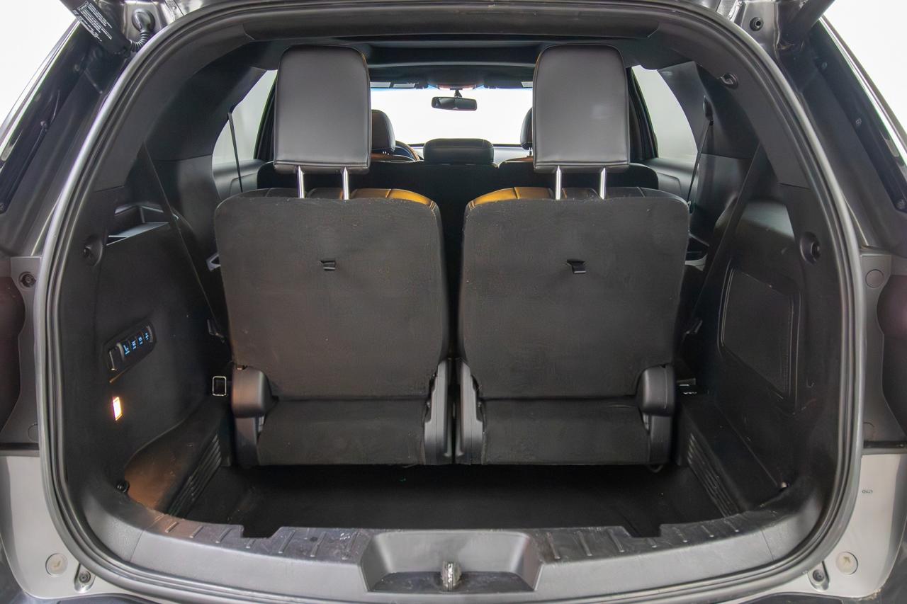 2017 Ford Explorer LIMITED Photo5