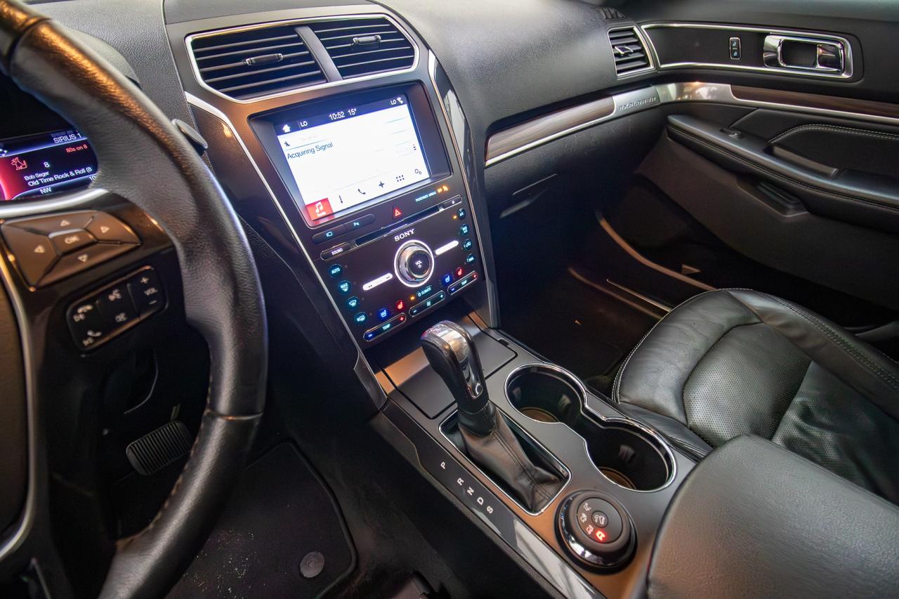 2017 Ford Explorer LIMITED Photo5