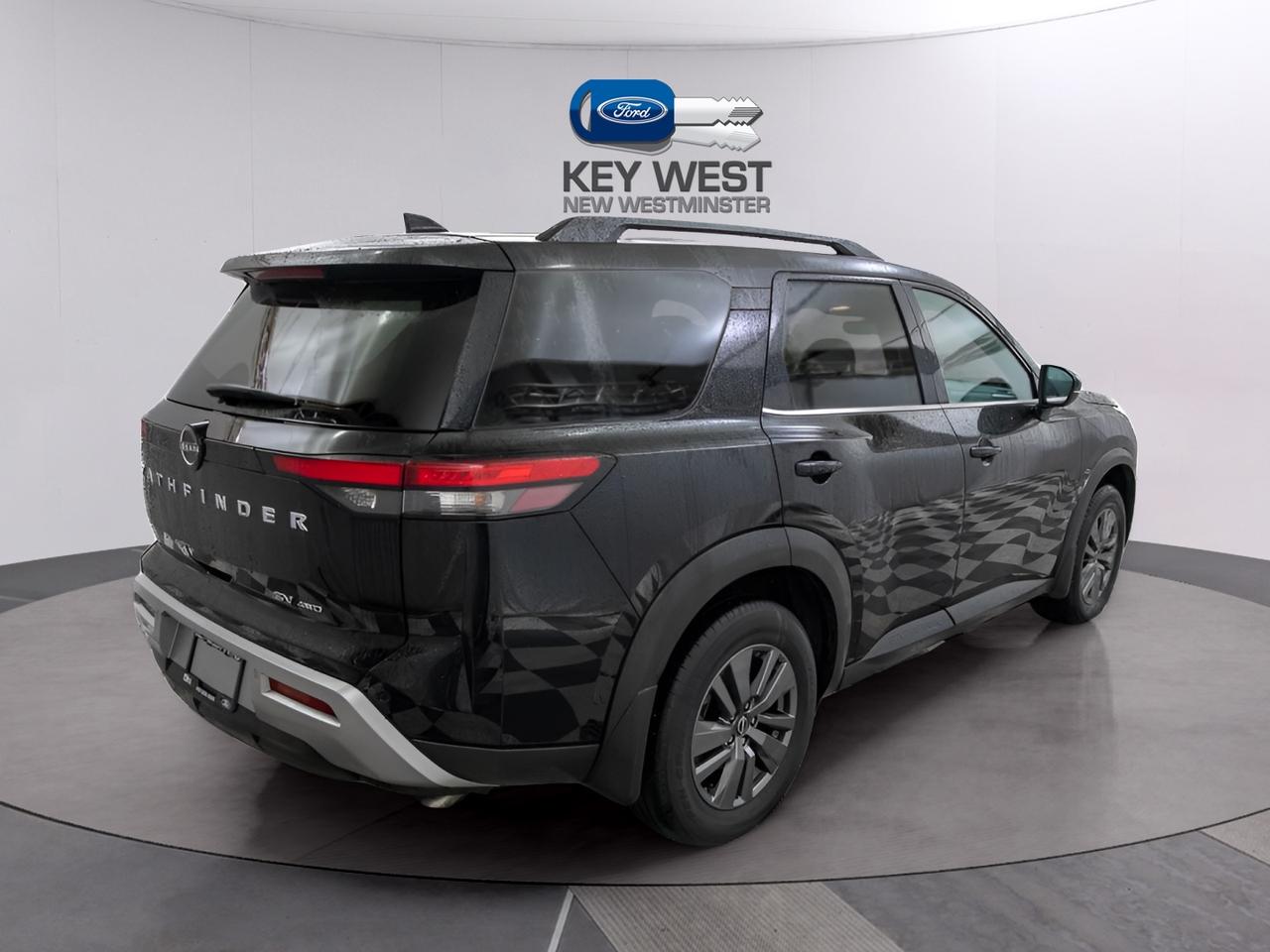 2024 Nissan Pathfinder SV 4WD Photo4