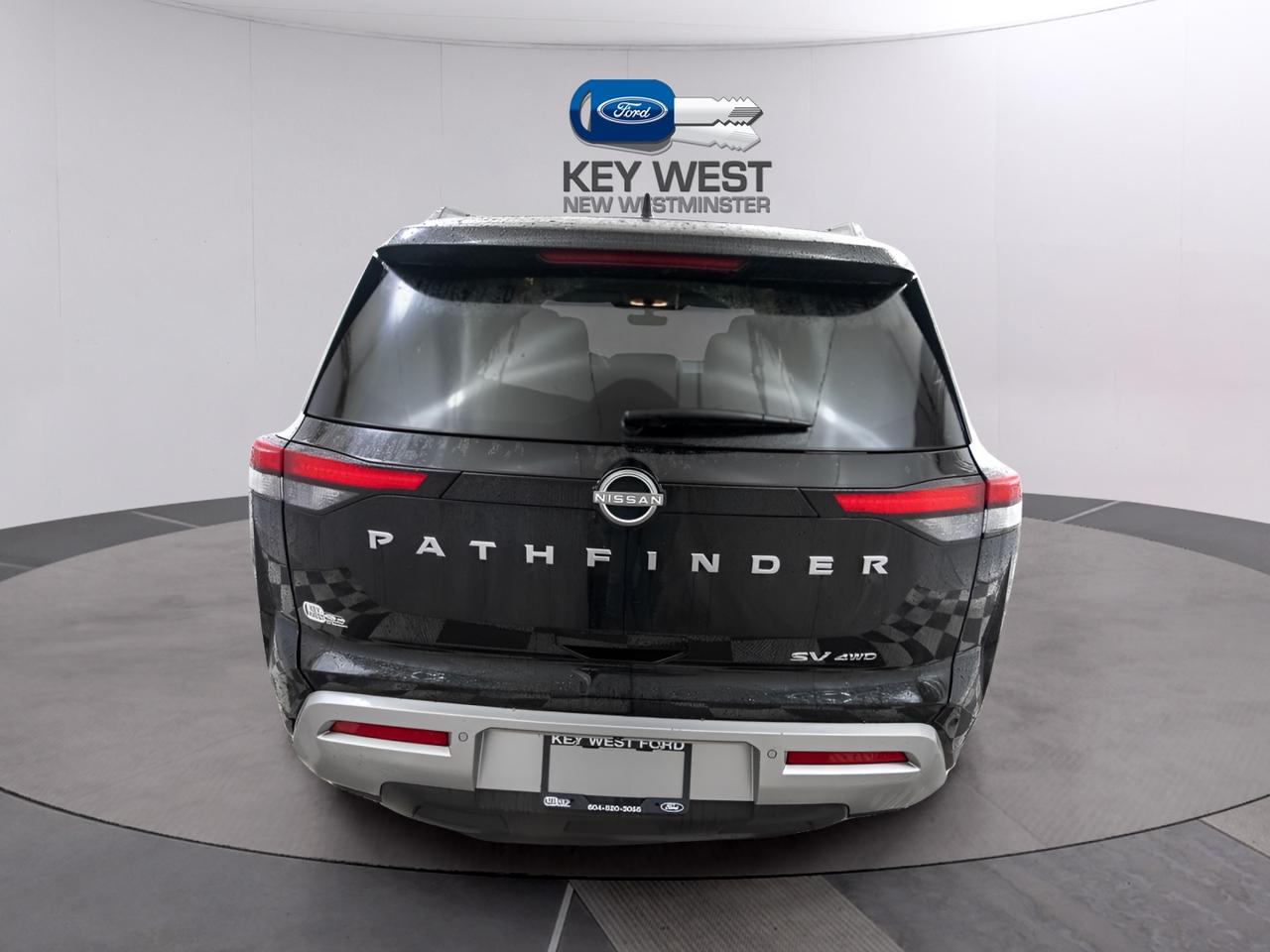 2024 Nissan Pathfinder SV 4WD Photo3