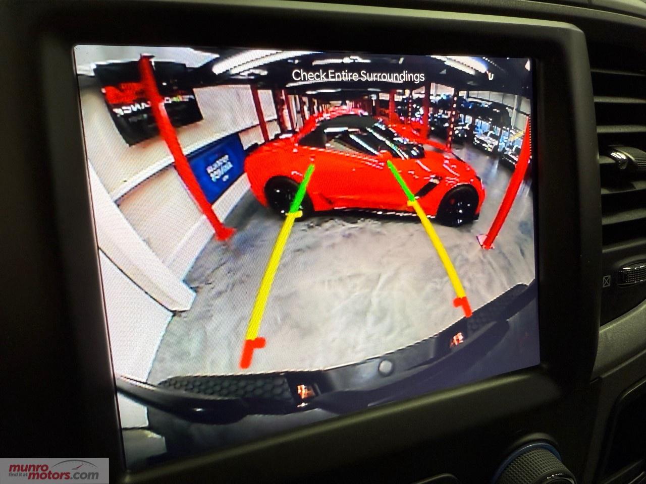 2023 RAM 1500 Classic EXPRESS 4X4 CREW CAB 5'7" BOX Photo