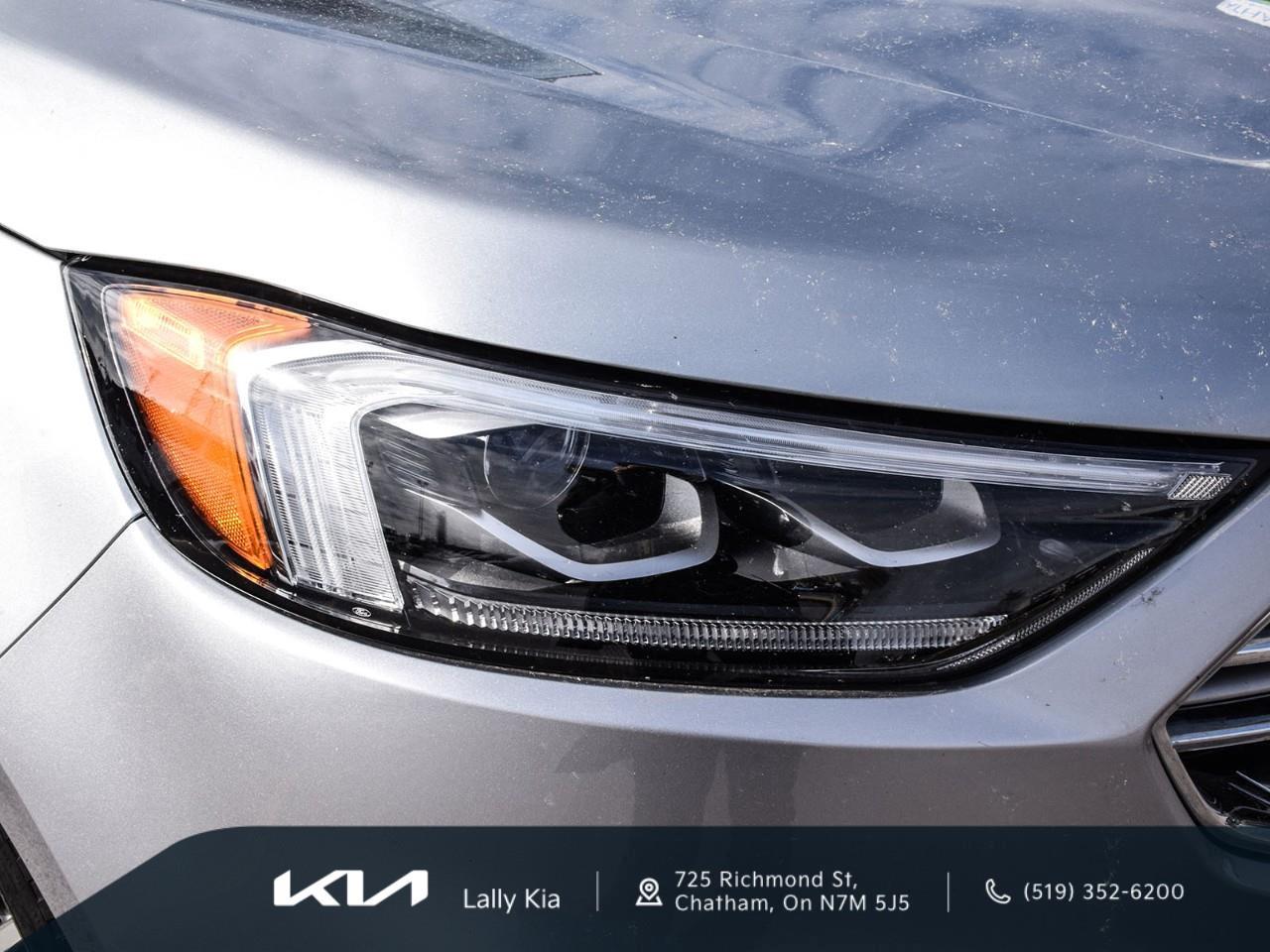 2022 Ford Edge Titanium New Arrival | Low KMs | Clean CarFax | Leather | Roof | Nav Photo
