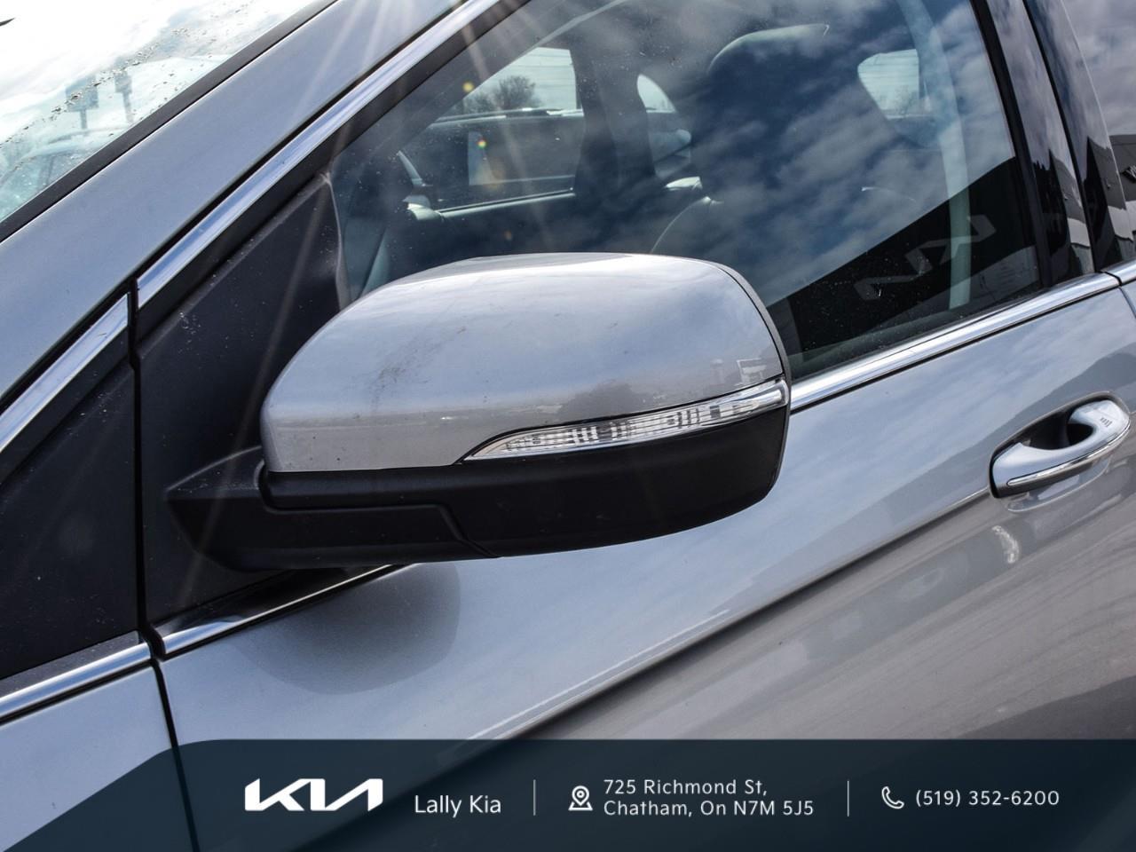 2022 Ford Edge Titanium New Arrival | Low KMs | Clean CarFax | Leather | Roof | Nav Photo