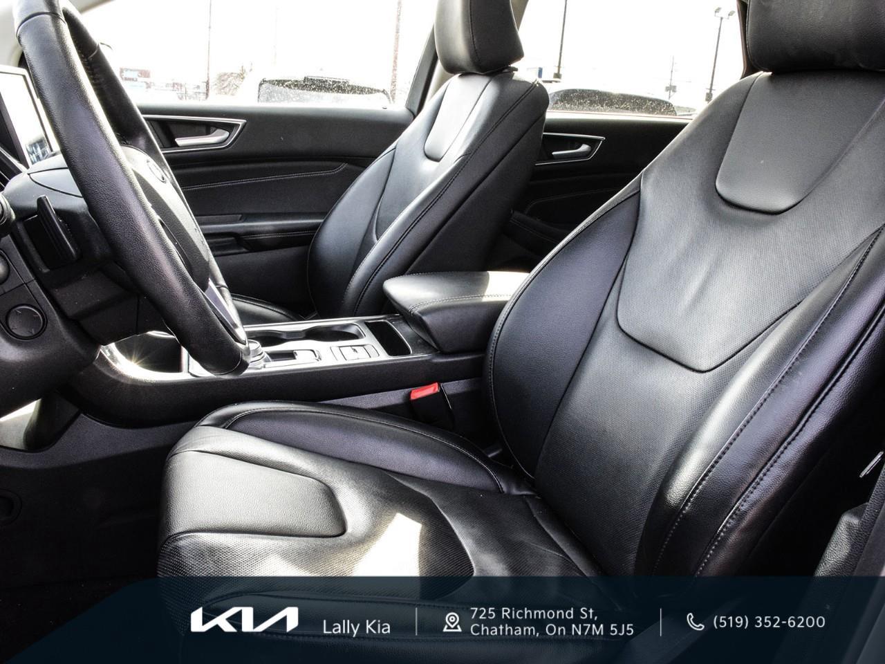 2022 Ford Edge Titanium New Arrival | Low KMs | Clean CarFax | Leather | Roof | Nav Photo