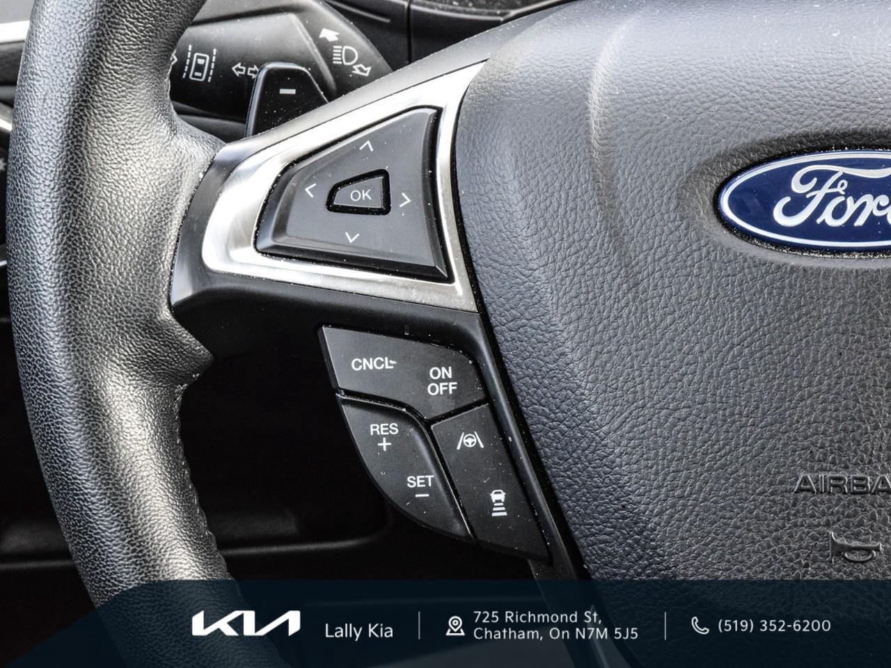 2022 Ford Edge Titanium New Arrival | Low KMs | Clean CarFax | Leather | Roof | Nav Photo