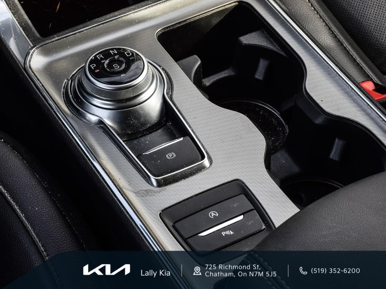 2022 Ford Edge Titanium New Arrival | Low KMs | Clean CarFax | Leather | Roof | Nav Photo