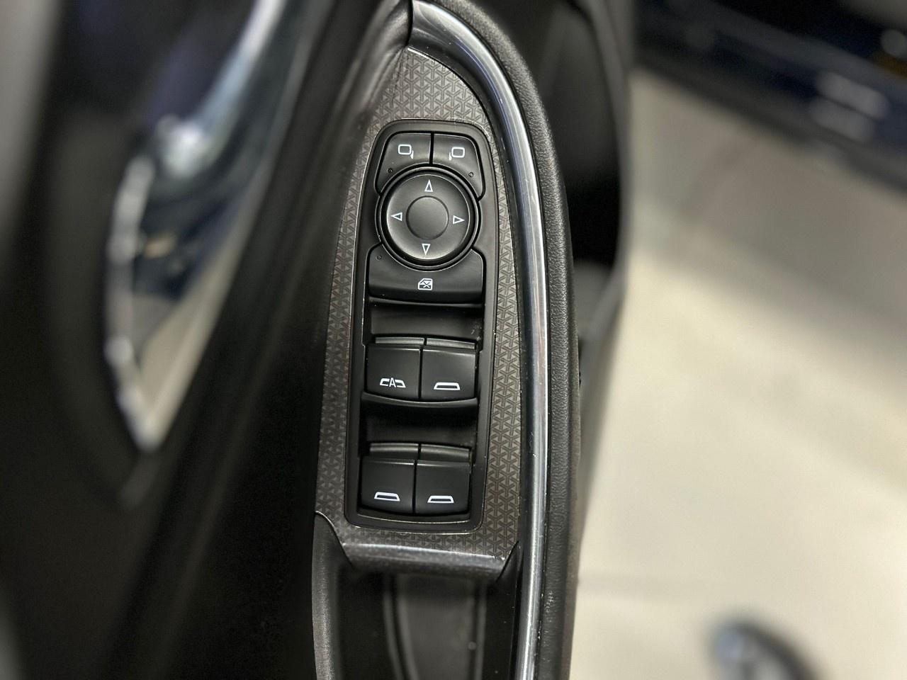 2018 Chevrolet Malibu LT Photo