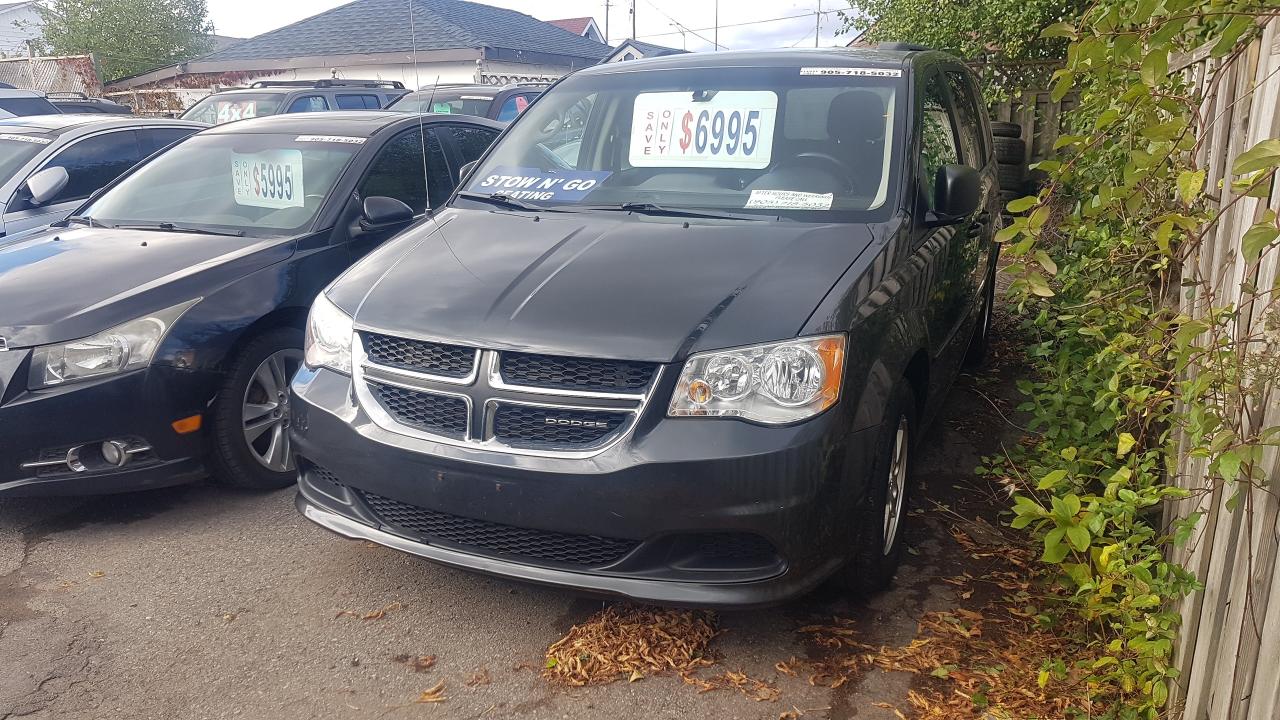 2014 Dodge Grand Caravan SXT Photo2