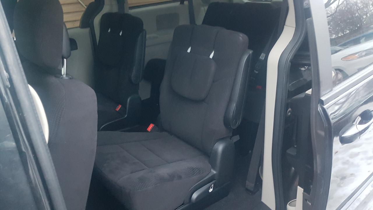 2014 Dodge Grand Caravan SXT Photo