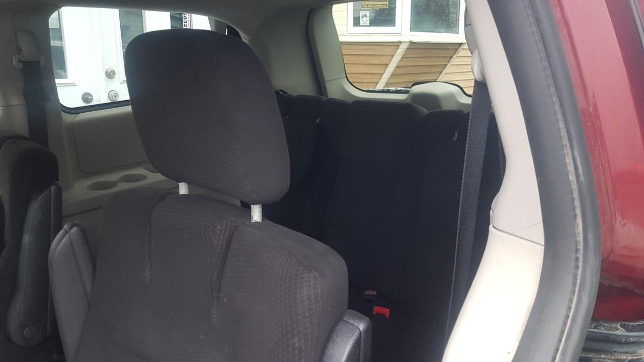 2014 Dodge Grand Caravan SXT Photo