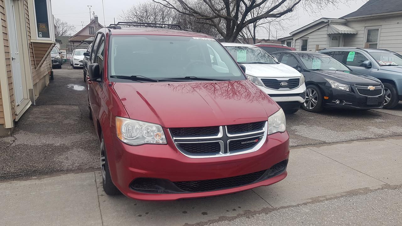2014 Dodge Grand Caravan SXT Photo