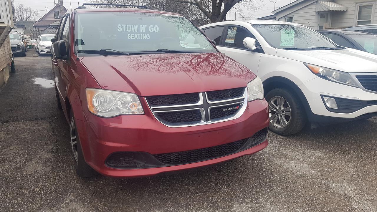 2014 Dodge Grand Caravan SXT Photo