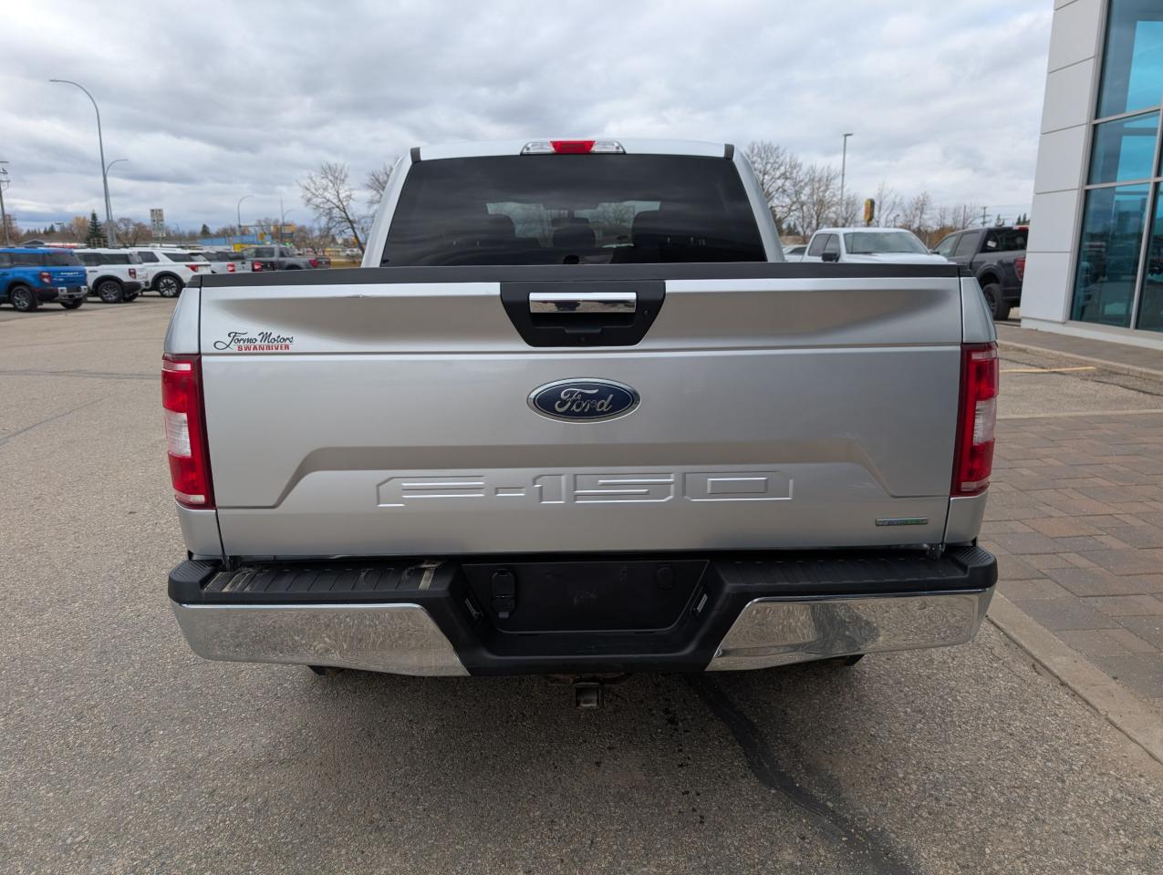 2019 Ford F-150 XLT Photo5