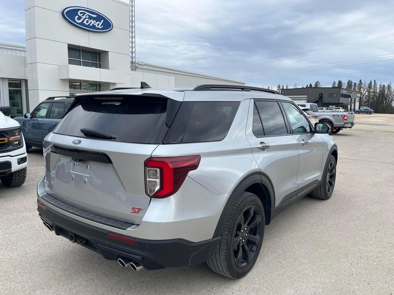 2021 Ford Explorer ST 4WD Photo5