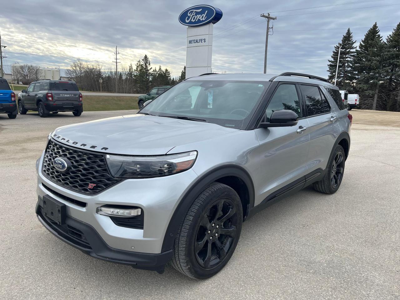2021 Ford Explorer ST 4WD Photo5