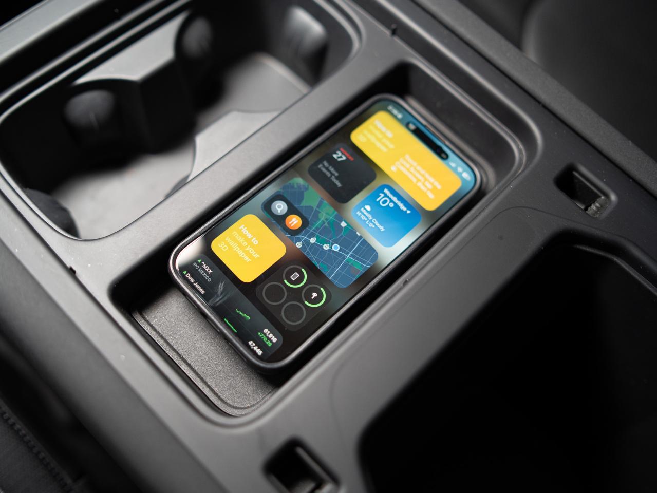 2023 Land Rover Defender P400 | 90 | X-DYNAMIC | MERIDIAN | PANO Photo