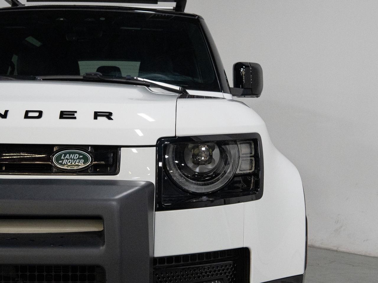 2023 Land Rover Defender P400 | 90 | X-DYNAMIC | MERIDIAN | PANO Photo